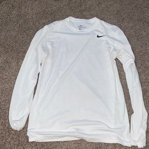 Medium Nike Dri-Fit Long Sleeve